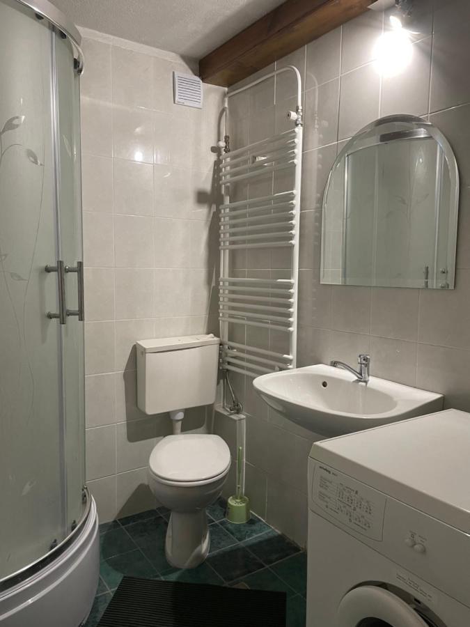 5Min Airport Apartment Surčin Exterior foto